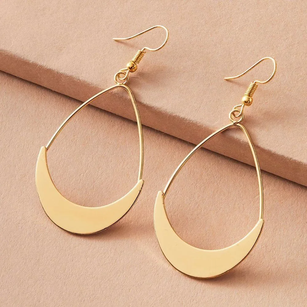 7/$35 Gold Color Drop Statement Earrings